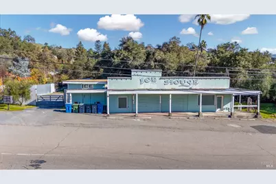 840 N Cloverdale Boulevard, Cloverdale, CA 95425 - Photo 1