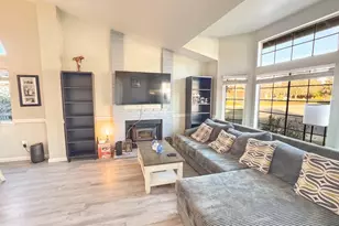 265 Ahern Ln, Dixon, CA 95620 - Photo 2