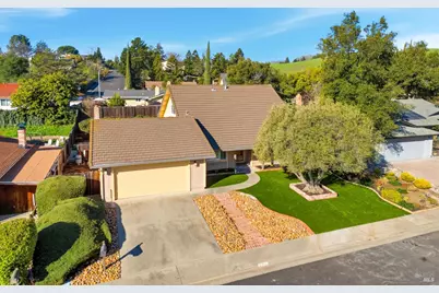 2222 Madrone Drive, Fairfield, CA 94534 - Photo 2