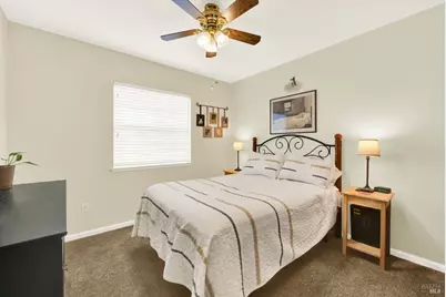 1404 Donner Court, Suisun City, CA 94585 - Photo 22