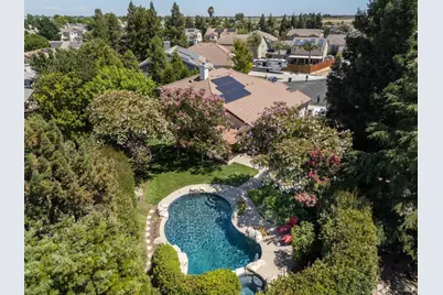 1320 Revelle Court, Dixon, CA 95620 - Photo 6