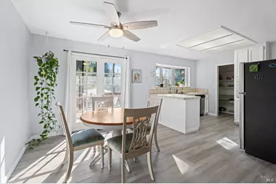 23929 Nutmeg Place, Willits, CA 95490 - Photo 8