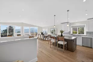 60 Marina Ct Dr, San Rafael, CA 94901 - Photo 36