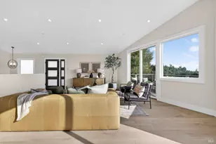 60 Marina Ct Dr, San Rafael, CA 94901 - Photo 22