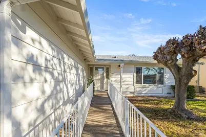 119 Carlsbad Circle, Vacaville, CA 95687 - Photo 2