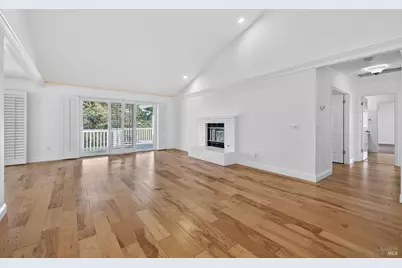 405 Crestridge Place, Santa Rosa, CA 95405 - Photo 6