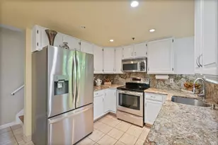 258 Pelican Ln, Novato, CA 94949 - Photo 6