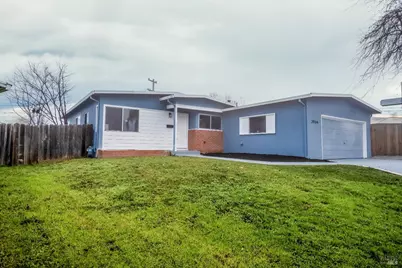 2034 Cambridge Drive, Fairfield, CA 94533 - Photo 2