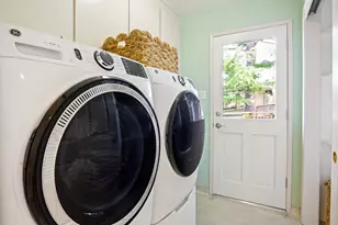 28 Meadowglen Dr, Petaluma, CA 94952 - Photo 26