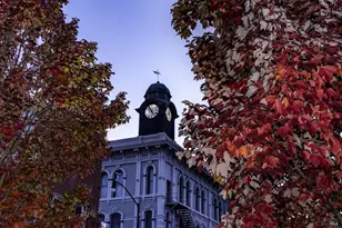 28 Meadowglen Dr, Petaluma, CA 94952 - Photo 56