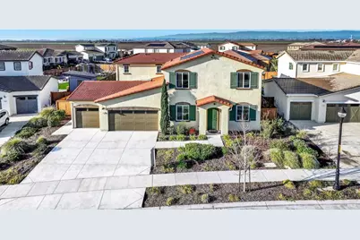 1695 Blossom Way, Dixon, CA 95620 - Photo 4