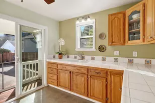 71 Crowell St, Geyserville, CA 95441 - Photo 8