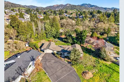 221 Hayman Court, Santa Rosa, CA 95409 - Photo 6