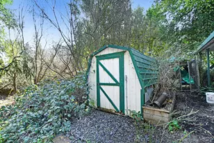 16750 Armstrong Woods Rd, Guerneville, CA 95446 - Photo 38