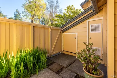 2103 Woodlake Drive, Santa Rosa, CA 95405 - Photo 28