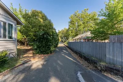 13240 S Highway 101, Hopland, CA 95449 - Photo 28