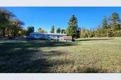 19401 Walker Road #30, Willits, CA 95490 - Photo 4
