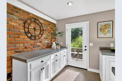 4894 Wagon Wheel Lane, Santa Rosa, CA 95409 - Photo 16