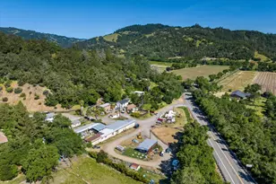 31211 NE Hwy 128 Hwy, Cloverdale, CA 95425 - Photo 2