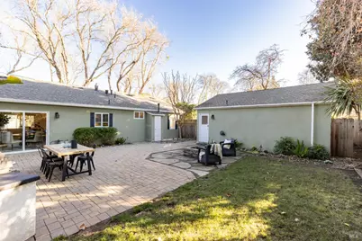 111 S Franklin Street, Napa, CA 94559 - Photo 26