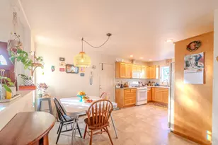 822 Jack London Dr, Santa Rosa, CA 95409 - Photo 4