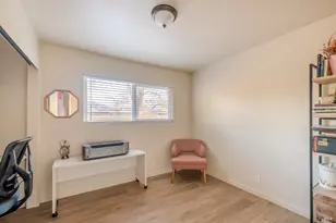 822 Jack London Dr, Santa Rosa, CA 95409 - Photo 10