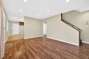 300 Pickwick Dr, Napa, CA 94558 - Photo 2