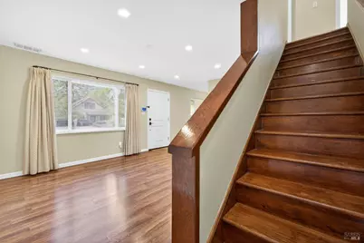 300 Pickwick Drive, Napa, CA 94558 - Photo 18