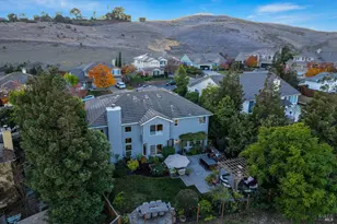 491 Gray Ct, Benicia, CA 94510 - Photo 2