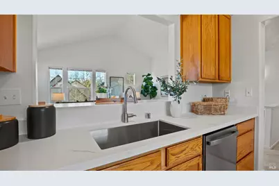 1205 Hidden Creek Place, Santa Rosa, CA 95409 - Photo 14