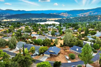 19231 Ravenhill Road, Hidden Valley Lake, CA 95467 - Photo 36