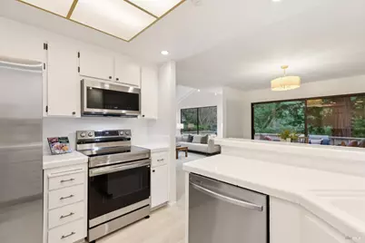 49 Flicker Drive, Novato, CA 94949 - Photo 20