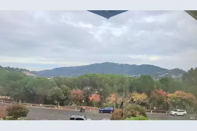 100 Thorndale Drive #327, San Rafael, CA 94903 - Photo 6