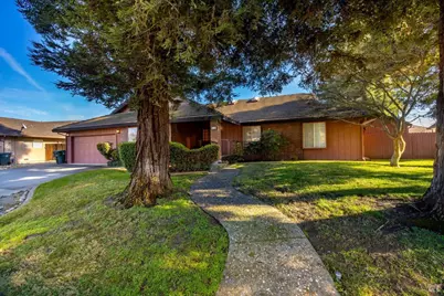 930 Monique Way, Dixon, CA 95620 - Photo 4