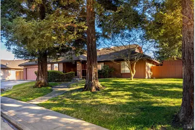 930 Monique Way, Dixon, CA 95620 - Photo 8