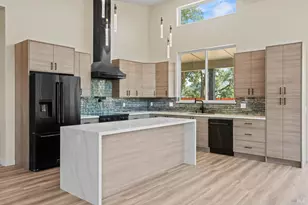 868 Sanel Dr, Ukiah, CA 95482 - Photo 16