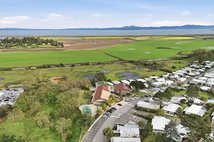 15 Scenic Dr, Novato, CA 94949 - Photo 46