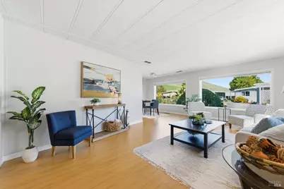 15 Scenic Drive, Novato, CA 94949 - Photo 10