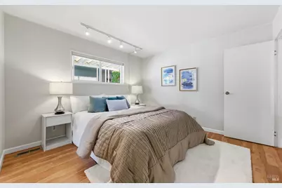 15 Scenic Drive, Novato, CA 94949 - Photo 28