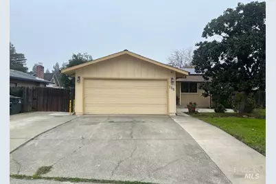 136 Clark Way, Vacaville, CA 95687 - Photo 1