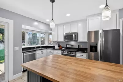 1125 Merrill Court, Dixon, CA 95620 - Photo 16