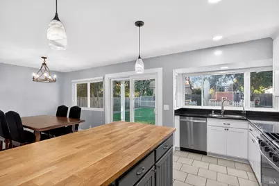 1125 Merrill Court, Dixon, CA 95620 - Photo 18