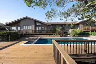 120 Cabro Ct, Novato, CA 94947 - Photo 1