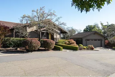 120 Cabro Court, Novato, CA 94947 - Photo 2