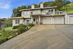 936 Valley View Dr, Healdsburg, CA 95448 - Photo 2