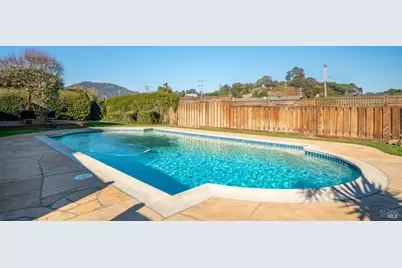 40 Surfwood Circle, San Rafael, CA 94901 - Photo 14