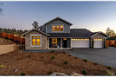 3684 Crown Hill Drive, Santa Rosa, CA 95404 - Photo 2