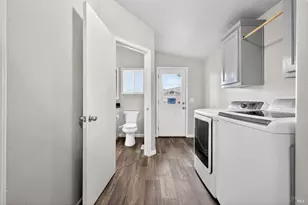 24 Leisure Park Cir, Santa Rosa, CA 95401 - Photo 30