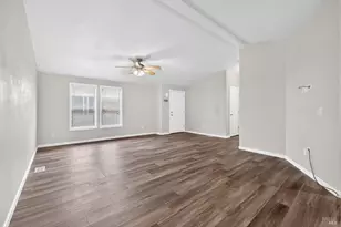 24 Leisure Park Cir, Santa Rosa, CA 95401 - Photo 12