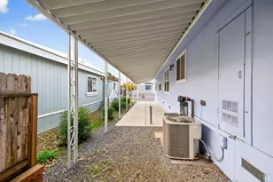 24 Leisure Park Cir, Santa Rosa, CA 95401 - Photo 38